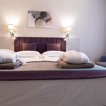 Hotel Fenyo เมียร์คูรา-ชุค ภายนอก รูปภาพ